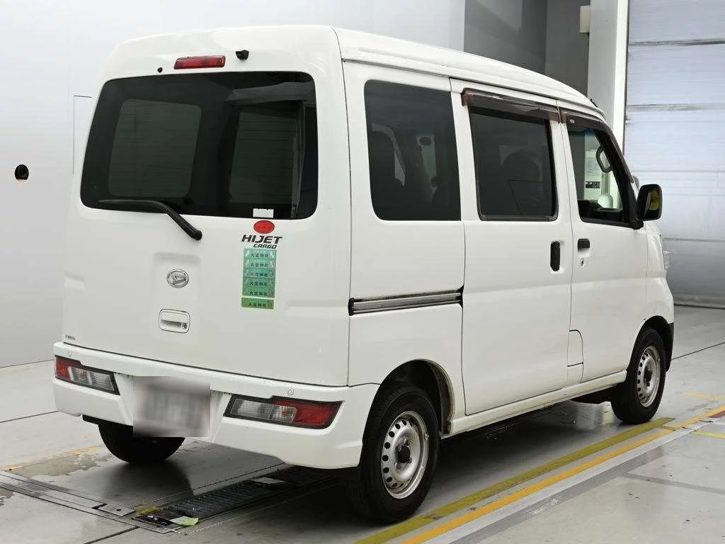 Daihatsu Hijet Cargo S321V 2018